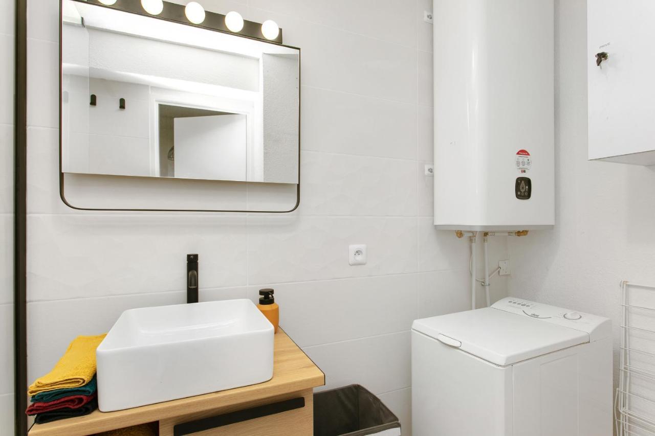 Appartement T3 Terrasse Vue Sur Mer, Piscine, Parking, Wifi Et Clim Sete Exterior photo